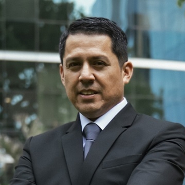 EFRAIN - profesor de matemáticas - Lima