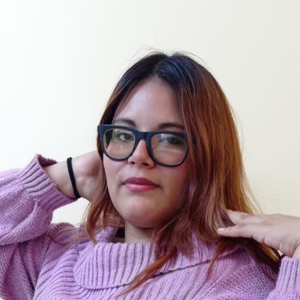 Yanira aylen - profesor de español para extranjeros - Piura