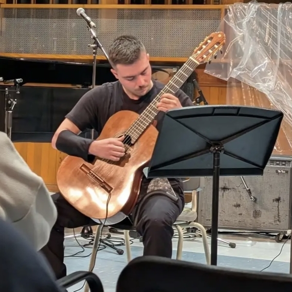 Xavier - Guitar tutor - Trois-Rivières