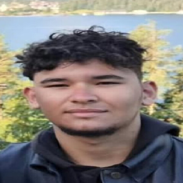 Daniel - Profe de inglés - Escalona