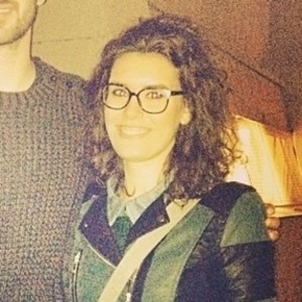 Irene - Profe de biología - Anna