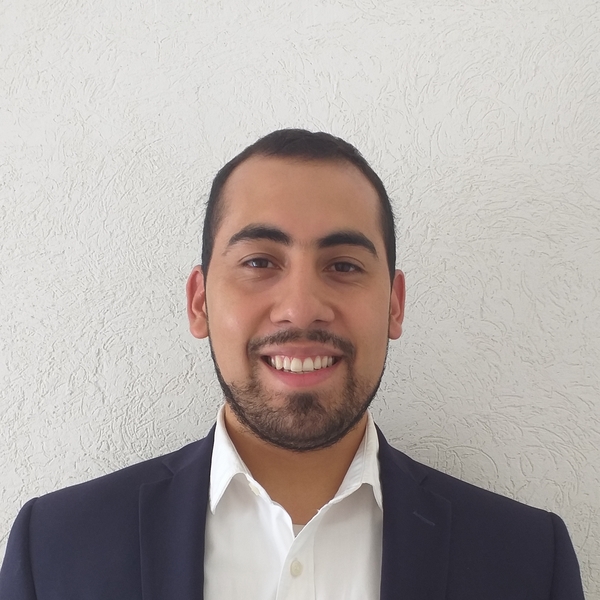 Kevin - Profesor de economía - CDMX