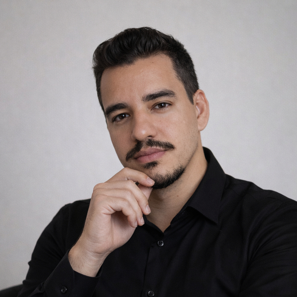 Alessandro - Professor de nutrição - 