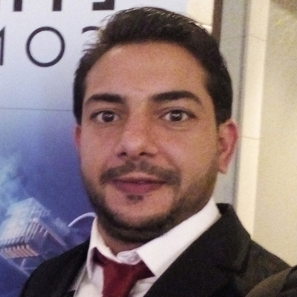 Hajlaoui - Prof d'initiation informatique - Courbevoie