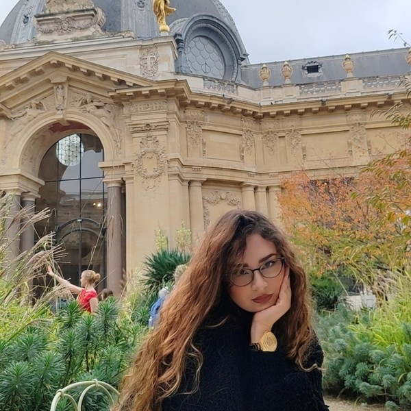 Maria Cerine - Prof de français - Bois-Colombes