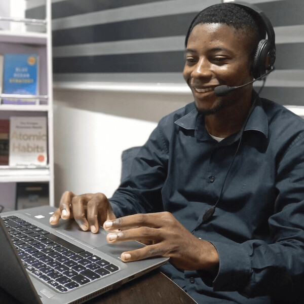 Ayodele - Windows tutor - London