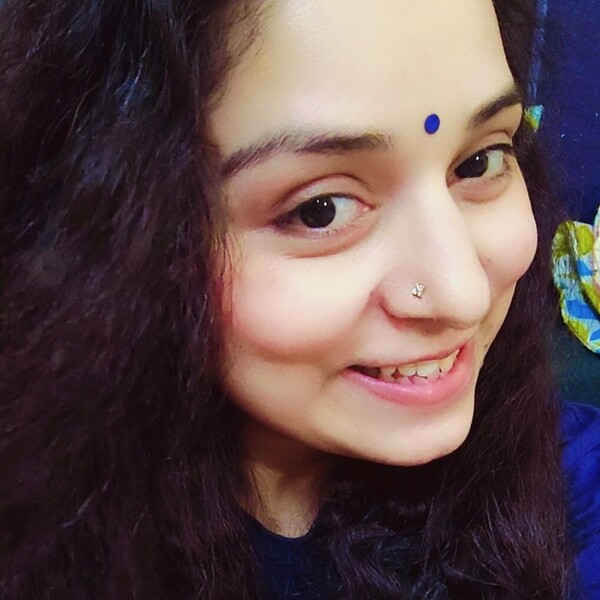 Ayushi - Accounting tutor - Raebareli