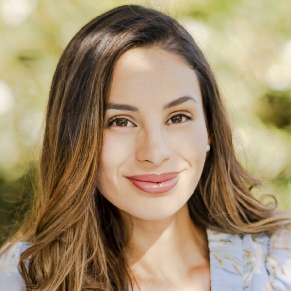 Camila - profesor de derecho civil - Las Condes
