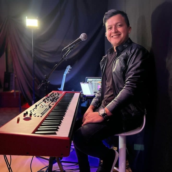 Adonay - profesor de piano - Madrid