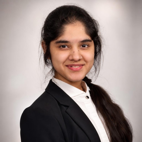 Simran - Chemistry teacher - Boston