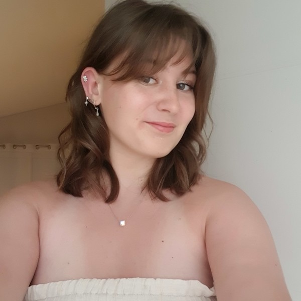 Charlotte - Prof d'aide aux devoirs - Nice