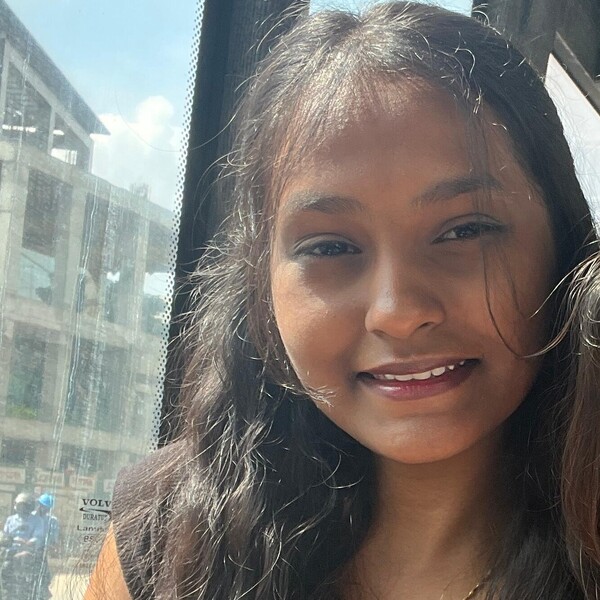 Khushi - Physics tutor - Bengaluru