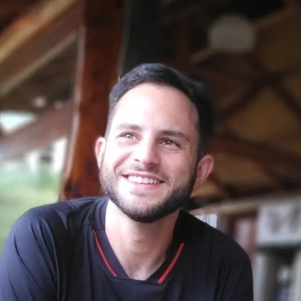 Franco - Profesor de ingeniería - Córdoba