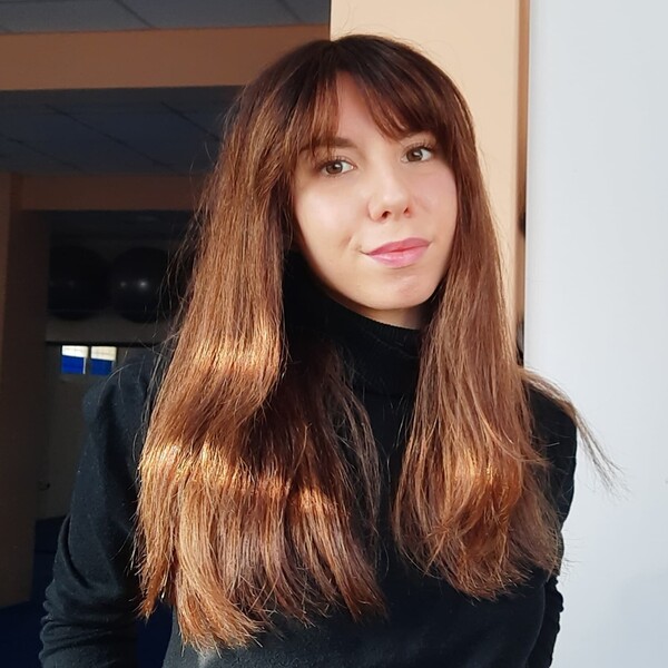 Emilija - Nastavnik psihologije - Beograd