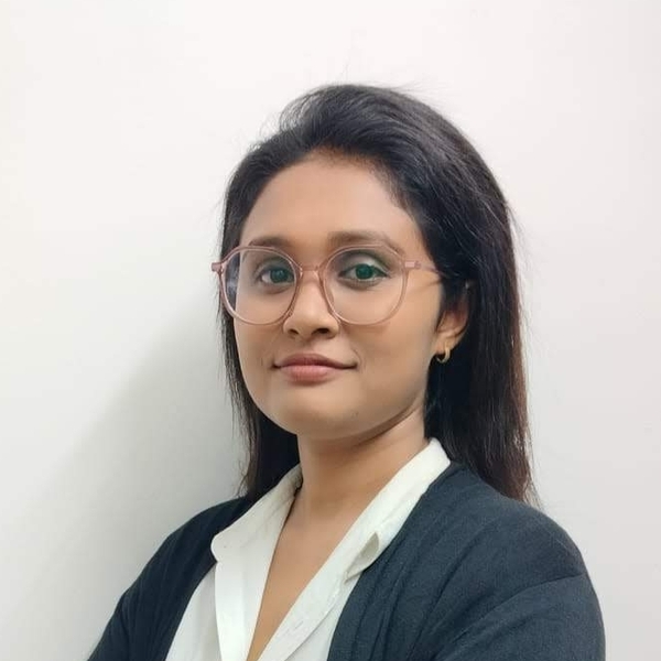 Sruti - Englischlehrerin - Maisach