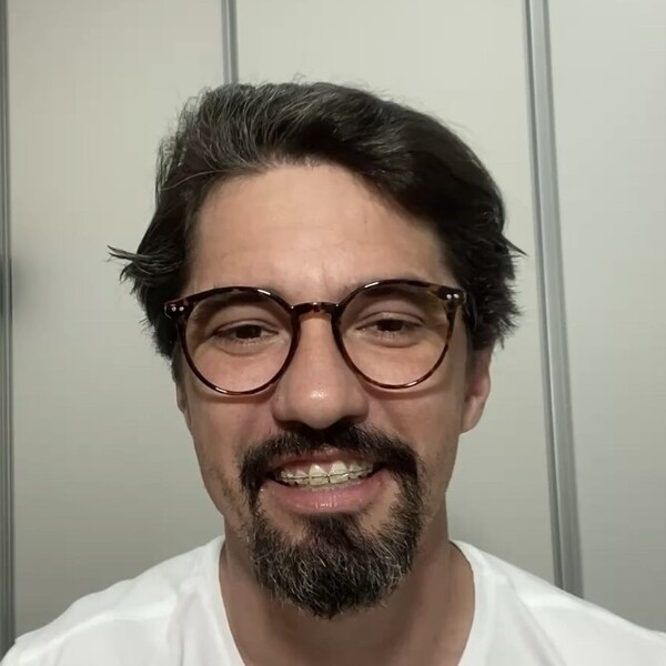VINICIUS - Prof de inglês - 