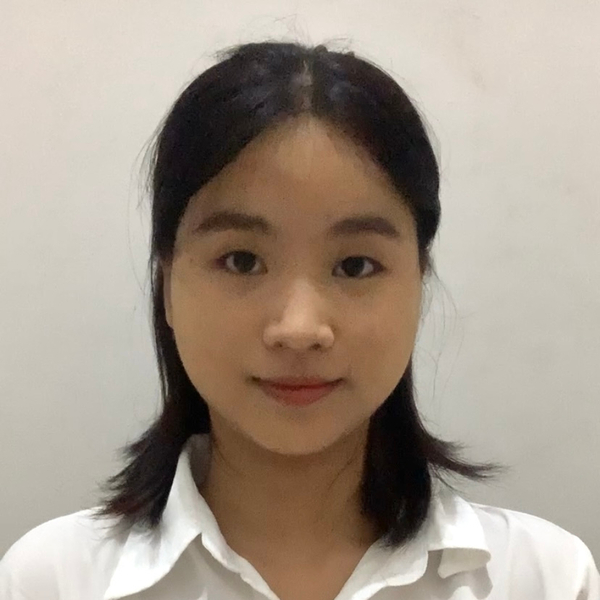 Felicia - Guru bahasa inggris - Pemalang