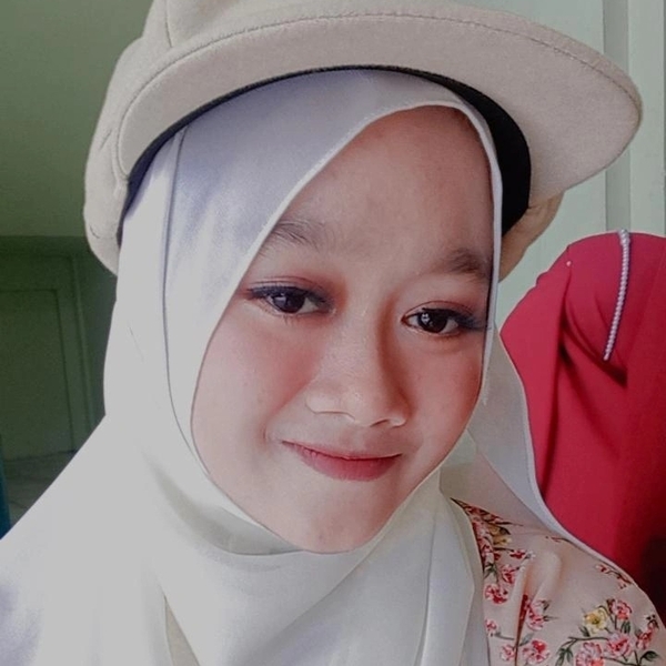 Rina - Guru mengaji - Kecamatan Rawajitu Selatan