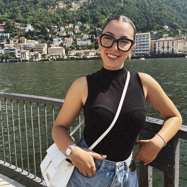 Martina - Insegnante di aiuto compiti - Nerviano