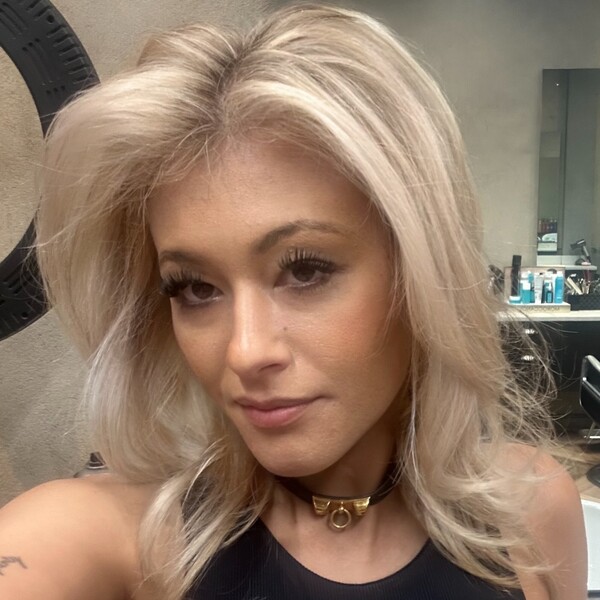 Diana - Yoga instructor - Costa Mesa