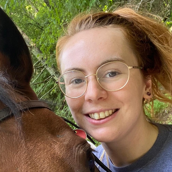 Poppy-May - History tutor - Talgarth