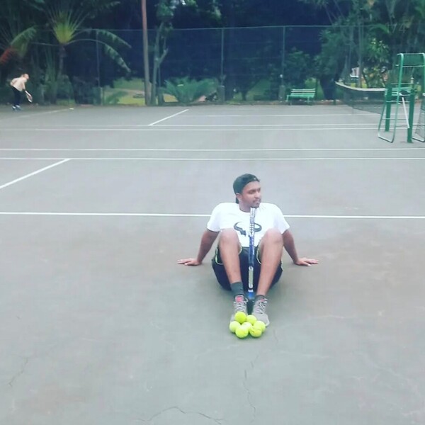 Byron - Tennis tutor - Durban