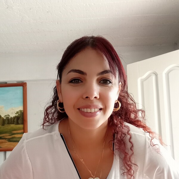 Kenia - Spanish tutor - Wyoming