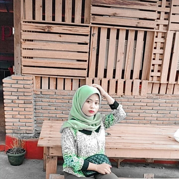 Ria - Guru bahasa inggris - Takengon