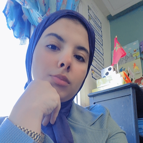 Ikram - Prof d'arabe - Fès