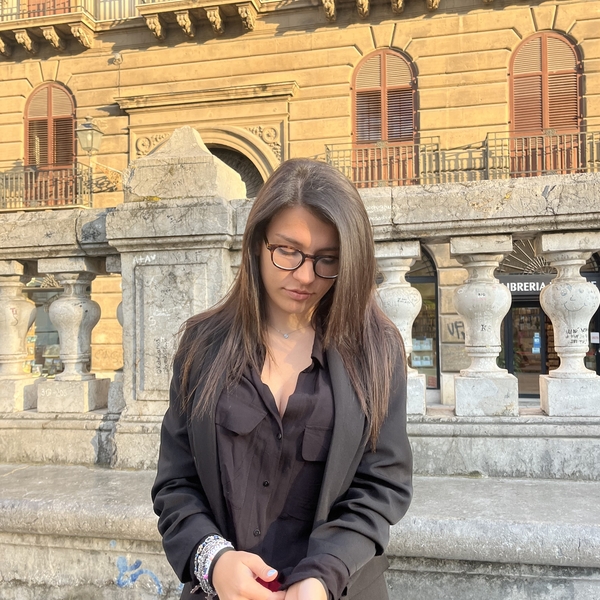 Simona - Insegnante di aiuto compiti - Palermo