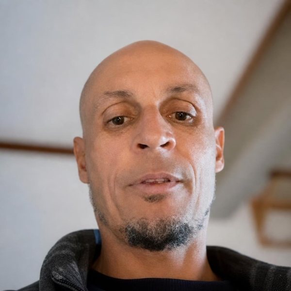 Enrique - Professor de surfe - Guarujá (São Paulo)
