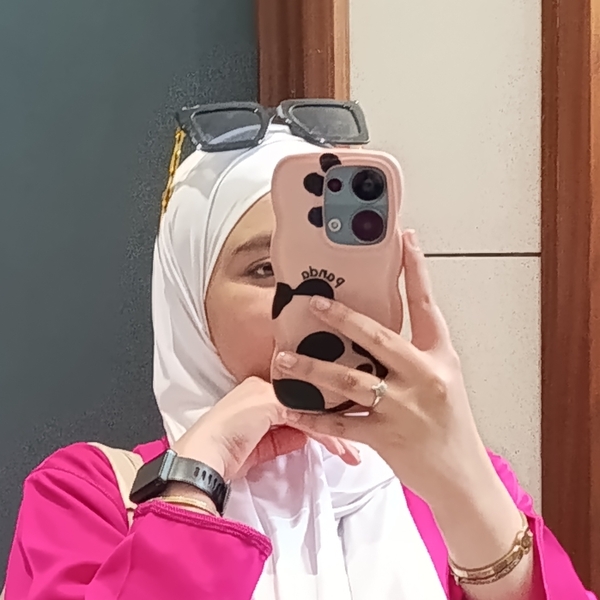 Nada - Prof d'arabe - Tanger