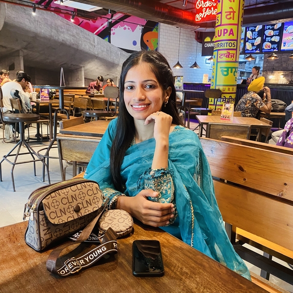 Jasleenkaur - English tutor - Chandigarh