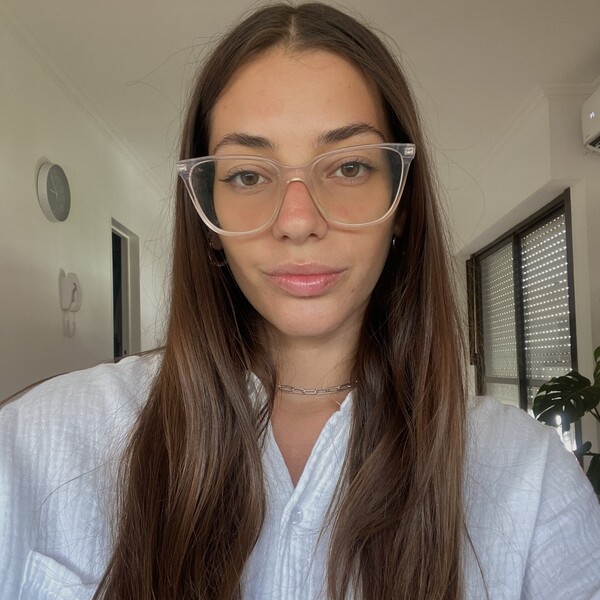 Paola Agustina - profesor de derecho - Bahía Blanca