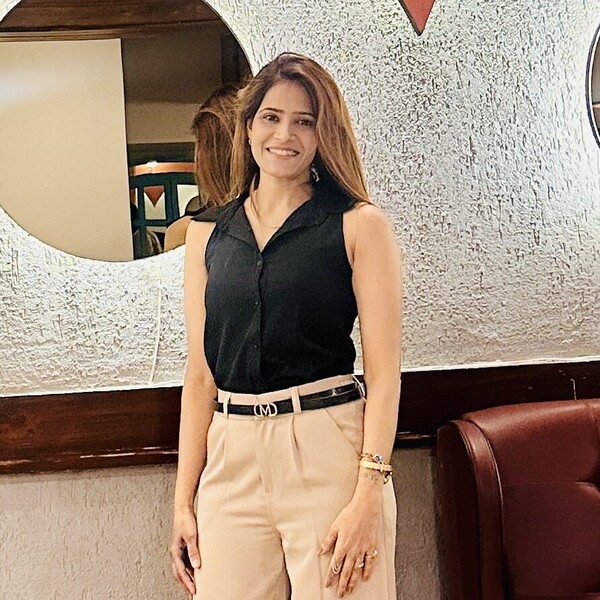 Shweta - Yoga tutor - Roorkee