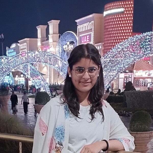 Lakshita - Algebra tutor - New Delhi