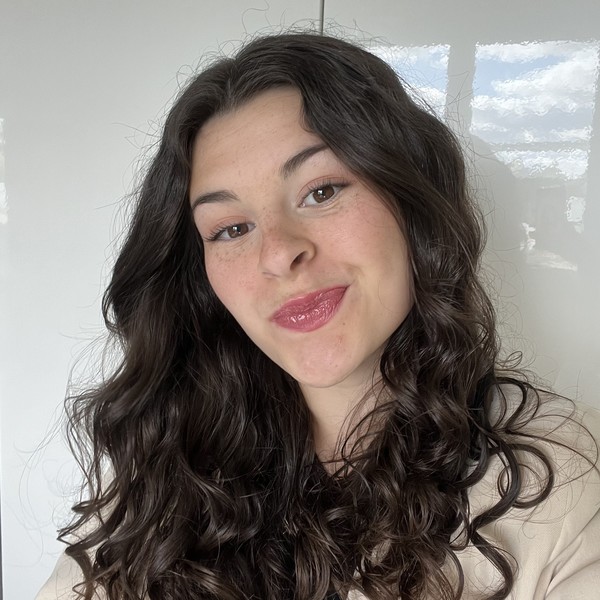 Clara - Prof de maths - Lempdes