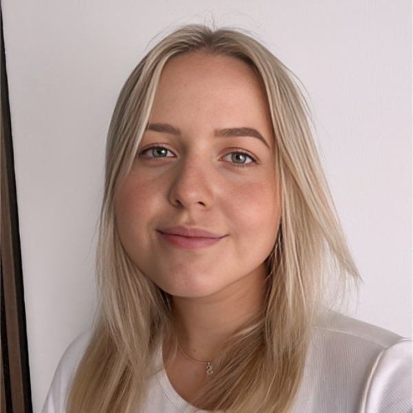 Liana - Biology tutor - Reno