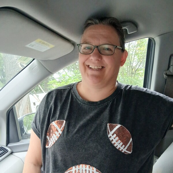 Melinda - Other sciences teacher - Hickory