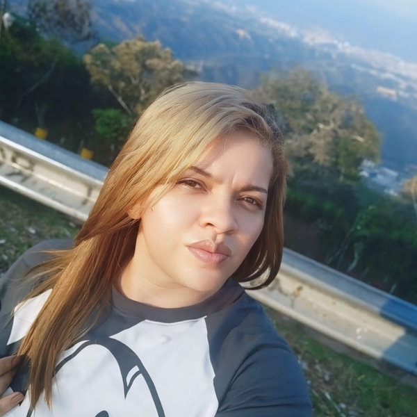 VANESSA MARGARITA - Profe de español y literatura - Rionegro