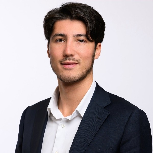 Nathan - Prof de développement personnel - Paris