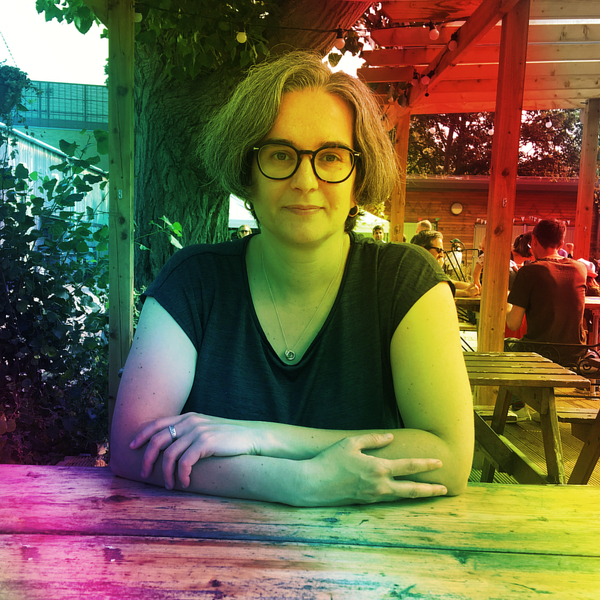 Eva - Art and design tutor - London