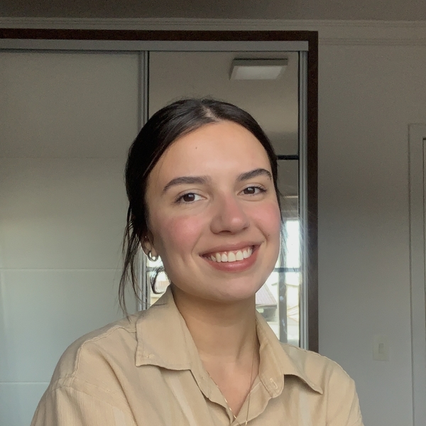 Thais - Prof de portugais brésilien - Lyon