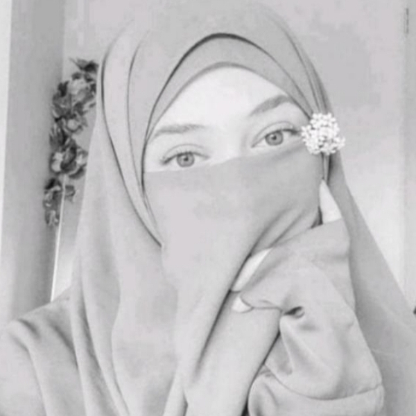 Houda - Prof d'arabe - 