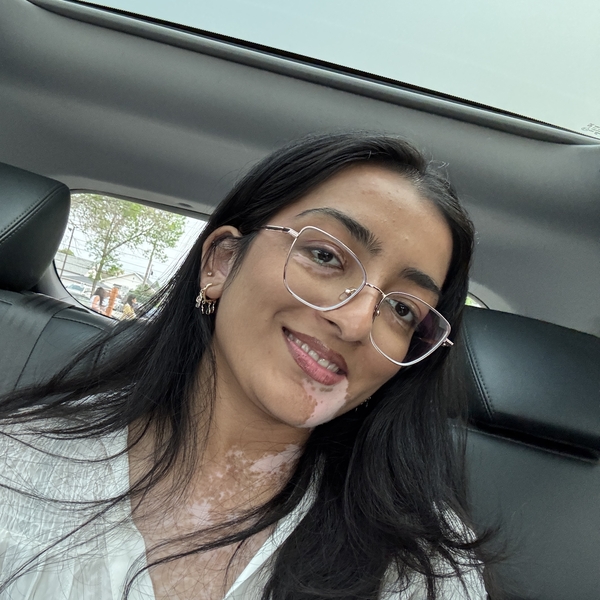 Khushi - English tutor - Winnipeg