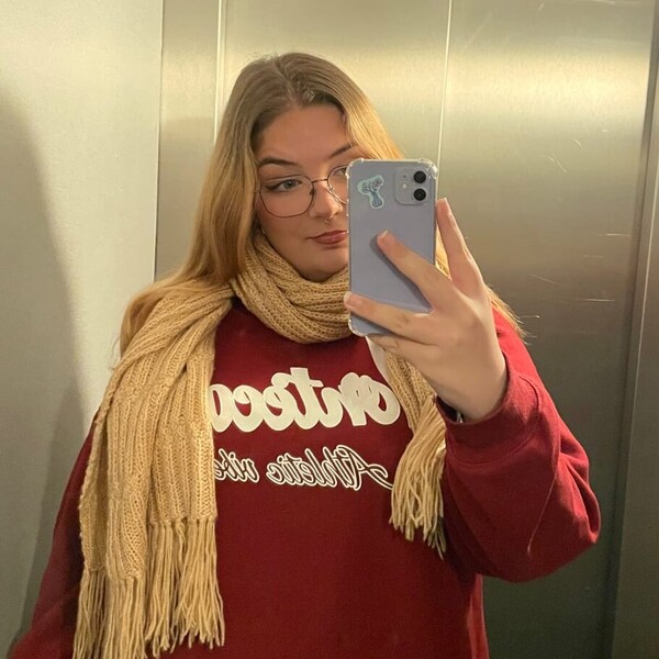 Julia - prof de Química - Sevilla