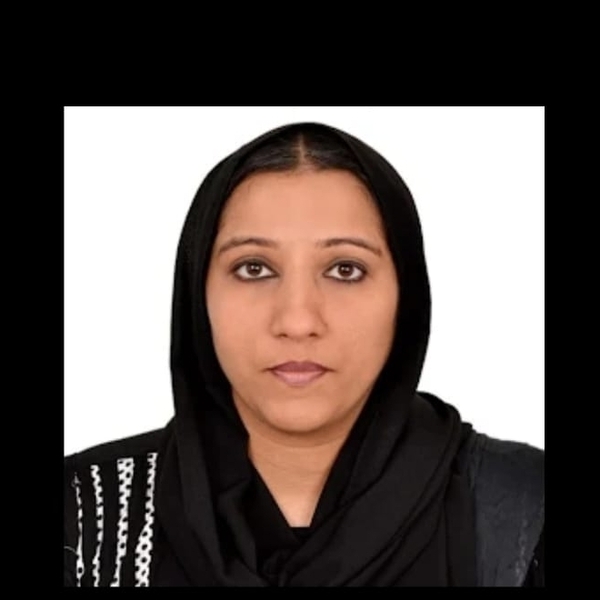 NISHINA - English tutor - Abu Dhabi