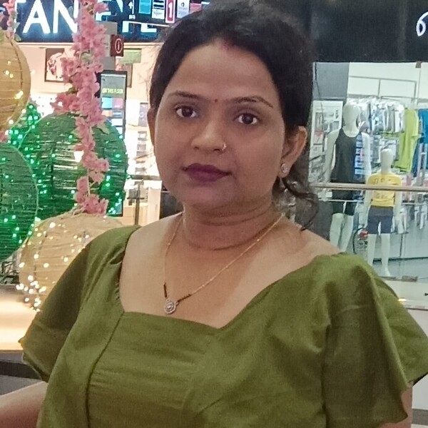 Kalpana - Maths tutor - Noida