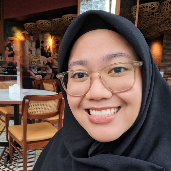 Andi Tenri - Guru bahasa inggris - 