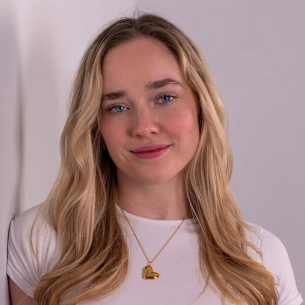 Eirian - French Tutor - Cheltenham